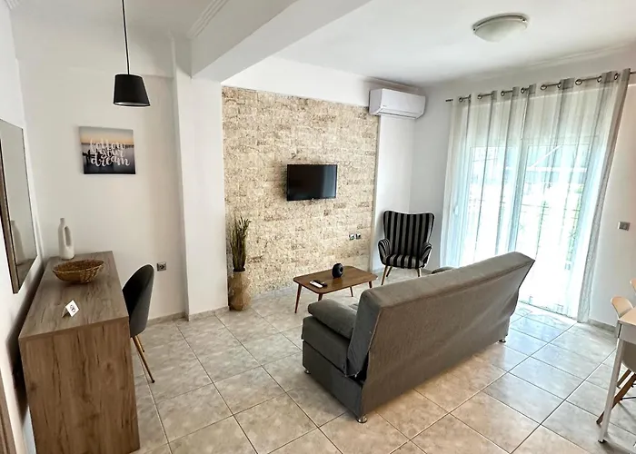 R&t * Kallithea (Chalkidiki)